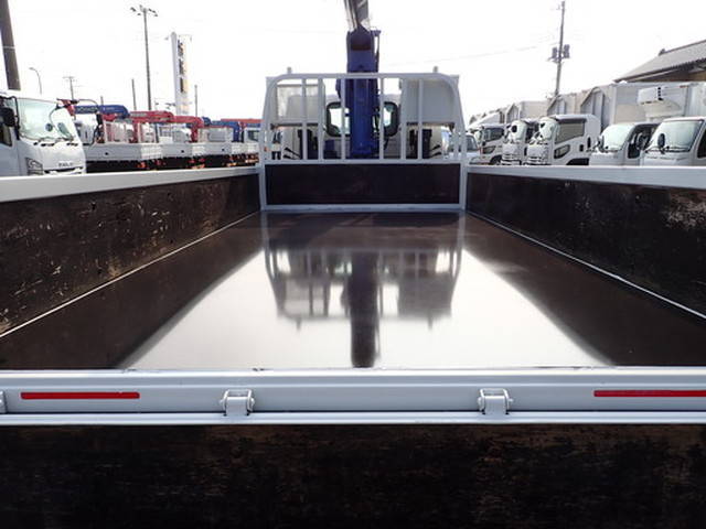 いすゞエルフクレーン4段小型（2t・3t）[写真17]