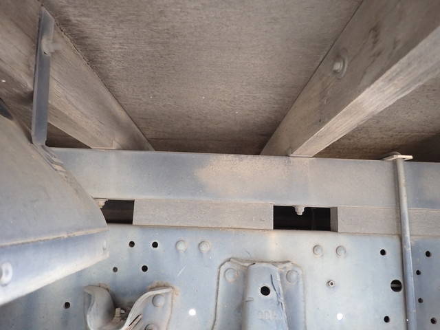 いすゞエルフクレーン5段小型（2t・3t）[写真23]