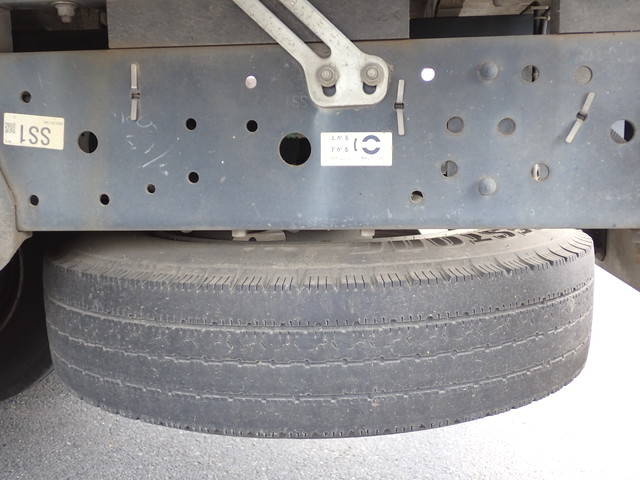 いすゞエルフクレーン5段小型（2t・3t）[写真27]