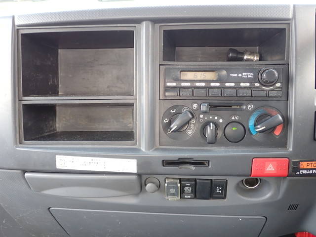 いすゞエルフクレーン5段小型（2t・3t）[写真32]