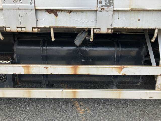 日野レンジャーアルミブロック中型（4t）[写真18]