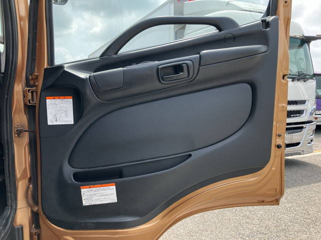日野レンジャーアルミブロック中型（4t）[写真29]