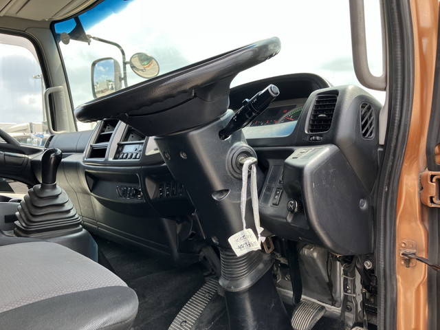 日野レンジャーアルミブロック中型（4t）[写真32]