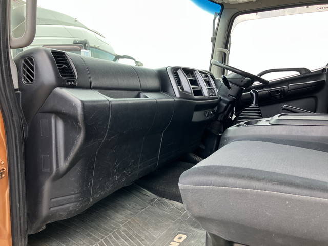 日野レンジャーアルミブロック中型（4t）[写真33]