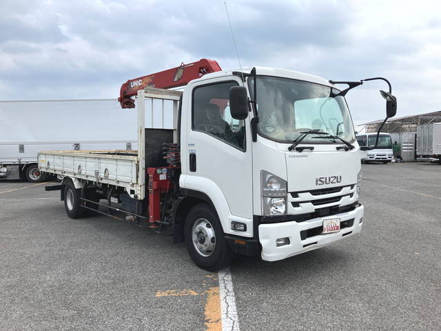 いすゞフォワードクレーン4段中型（4t）[写真03]