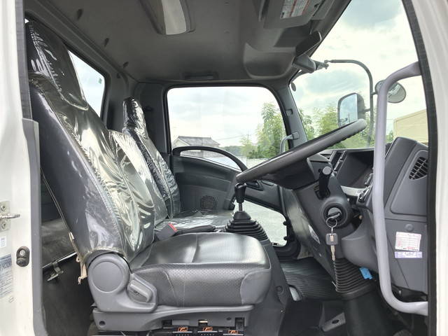 いすゞフォワードクレーン4段中型（4t）[写真34]