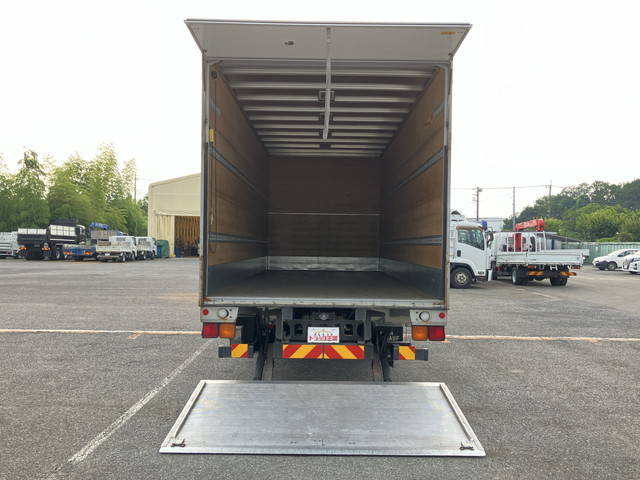 いすゞフォワードアルミバン中型（4t）[写真10]