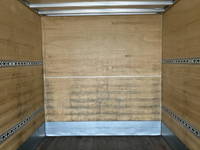 いすゞフォワードアルミバン中型（4t）[写真16]