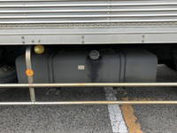 いすゞフォワードアルミバン中型（4t）[写真23]