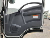 いすゞフォワードアルミバン中型（4t）[写真30]