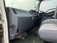 いすゞフォワードアルミバン中型（4t）[写真31]