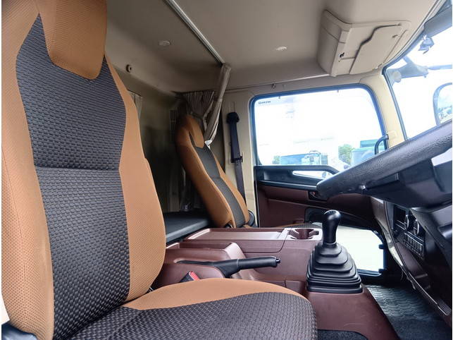 日野レンジャークレーン4段中型（4t）[写真19]