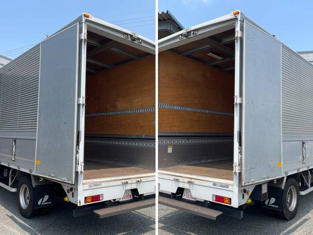 三菱ふそうキャンターアルミウイング小型（2t・3t）[写真10]