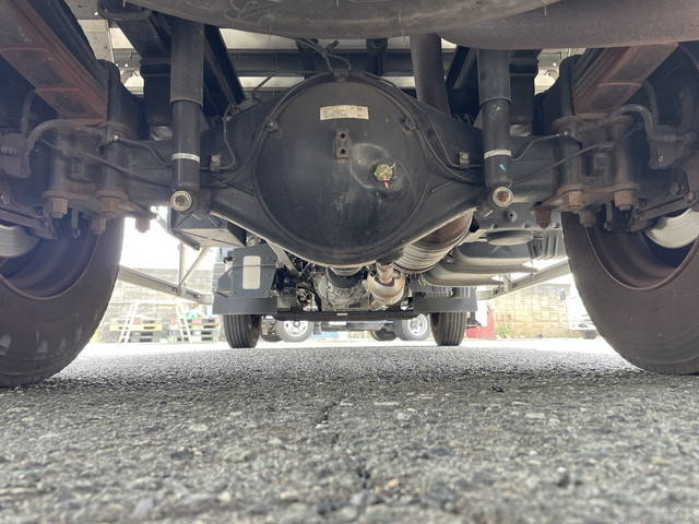 三菱ふそうキャンターアルミウイング小型（2t・3t）[写真24]