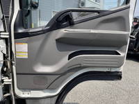 三菱ふそうキャンターアルミウイング小型（2t・3t）[写真30]