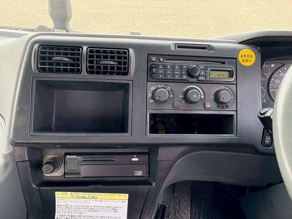 三菱ふそうスーパーグレートヒップリフター大型（10t）[写真19]