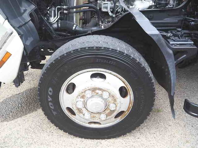 三菱ふそうファイタークレーン5段中型（4t）[写真28]