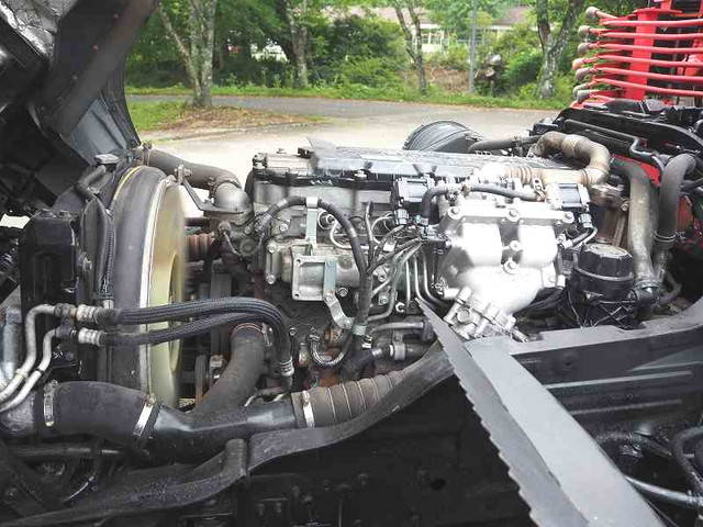 三菱ふそうファイタークレーン5段中型（4t）[写真29]