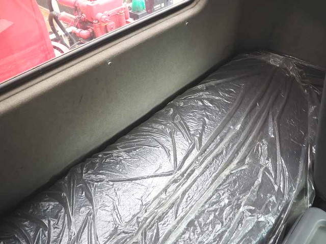 三菱ふそうファイタークレーン5段中型（4t）[写真38]