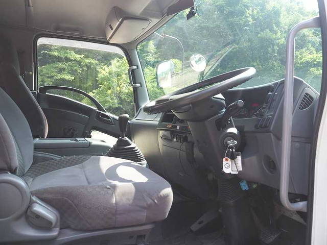 いすゞフォワードクレーン4段中型（4t）[写真34]