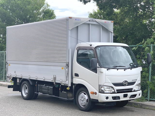 日野デュトロアルミウイング小型（2t・3t）[写真01]