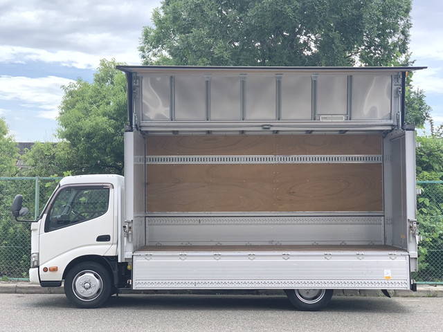 日野デュトロアルミウイング小型（2t・3t）[写真12]