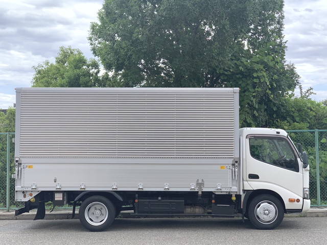 日野デュトロアルミウイング小型（2t・3t）[写真09]