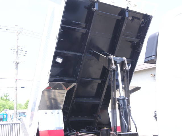 三菱ふそうファイターダンプ増トン（6t・8t）[写真11]