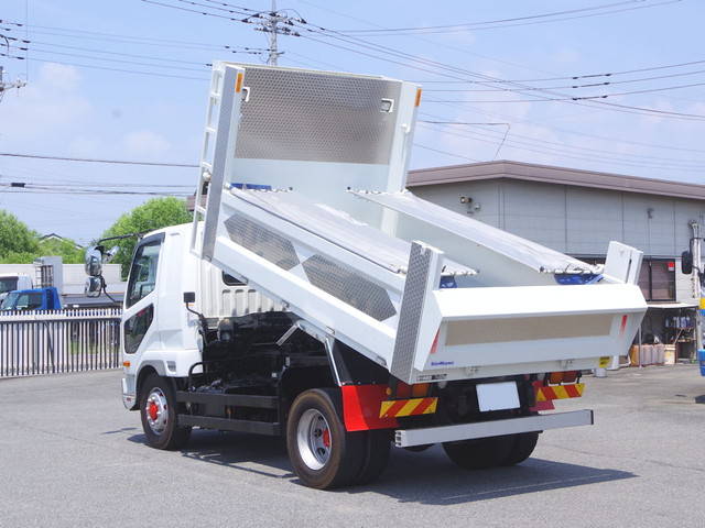 三菱ふそうファイターダンプ増トン（6t・8t）[写真02]
