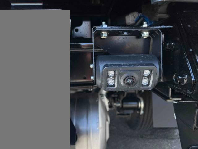 三菱ふそうキャンターダンプ小型（2t・3t）[写真15]