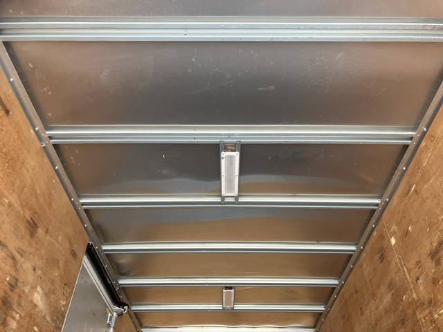 日野デュトロバン小型（2t・3t）[写真19]