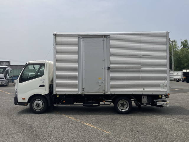 日野デュトロバン小型（2t・3t）[写真05]