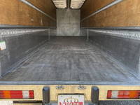 UDトラックスクオンアルミウイング大型（10t）[写真13]