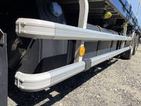 UDトラックスクオンアルミウイング大型（10t）[写真22]