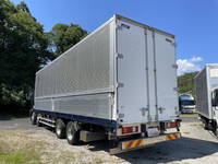 UDトラックスクオンアルミウイング大型（10t）[写真05]