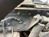 UDトラックスクオントレーラーヘッド（トラクターヘッド）大型（10t）[写真17]