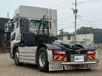 UDトラックスクオントレーラーヘッド（トラクターヘッド）大型（10t）[写真04]