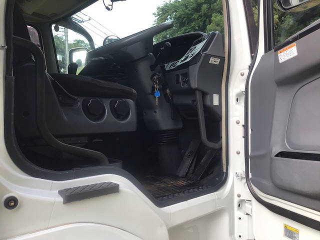 三菱ふそうスーパーグレートセルフローダー大型（10t）[写真32]