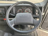 いすゞエルフアルミバン小型（2t・3t）[写真36]