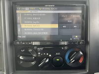 いすゞエルフアルミバン小型（2t・3t）[写真40]