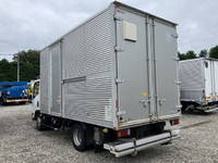 いすゞエルフアルミバン小型（2t・3t）[写真04]