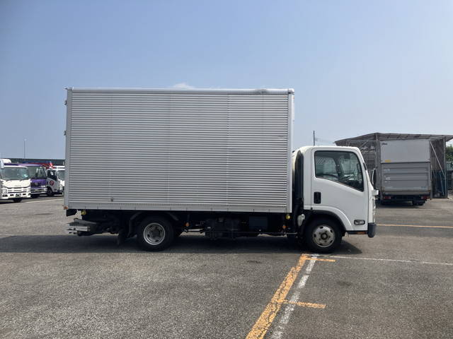 いすゞエルフアルミバン小型（2t・3t）[写真06]
