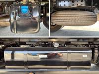 三菱ふそうキャンター平ボディ小型（2t・3t）[写真19]