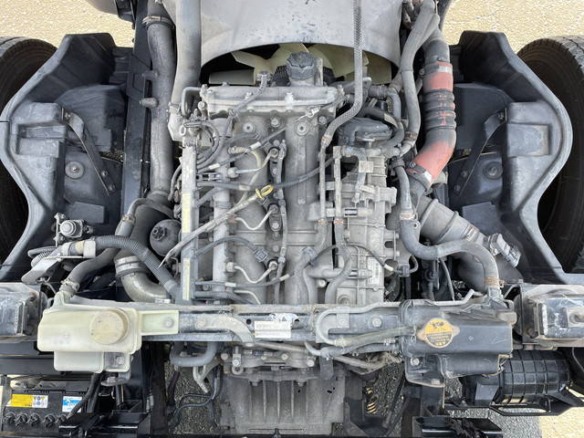 三菱ふそうキャンター平ボディ小型（2t・3t）[写真25]