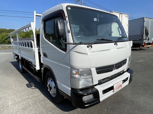 三菱ふそうキャンター平ボディ小型（2t・3t）[写真03]