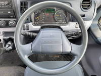 三菱ふそうキャンター平ボディ小型（2t・3t）[写真34]