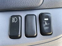 三菱ふそうキャンター平ボディ小型（2t・3t）[写真37]