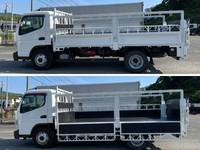 三菱ふそうキャンター平ボディ小型（2t・3t）[写真05]