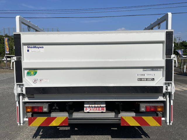 三菱ふそうキャンター平ボディ小型（2t・3t）[写真09]
