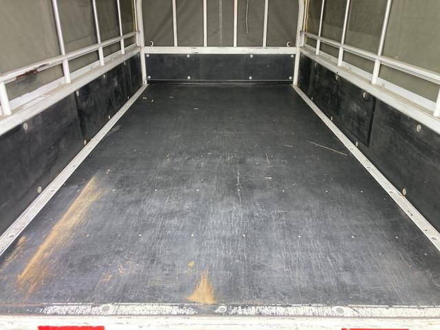 三菱ふそうキャンター幌車小型（2t・3t）[写真12]